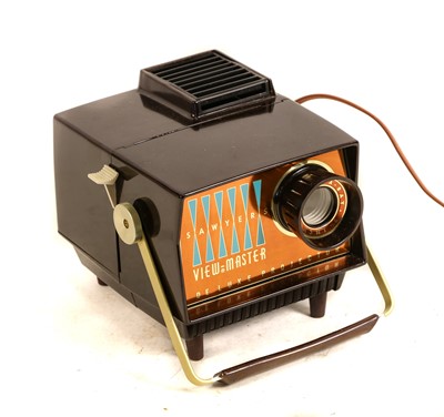 Lot 2221 - Viewmaster Mod De Luxe Projector