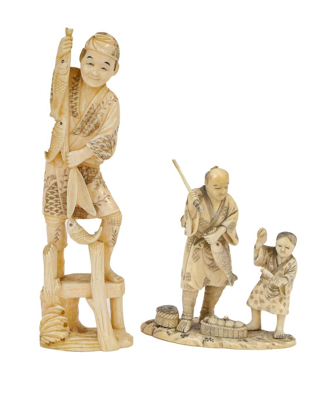 Lot 116 - Late 19th/early 20th century Japanese ivory...