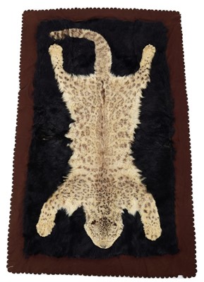 Lot 144 - Taxidermy: A Rare Snow Leopard Skin Rug /...