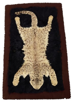 Lot 144 - Taxidermy: A Rare Snow Leopard Skin Rug /...