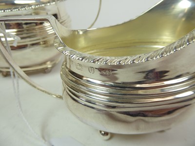 Lot 121 - A George IV Silver Teapot and a Similar...