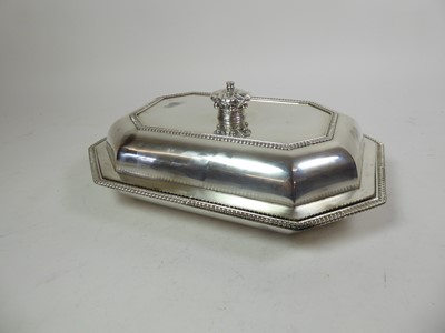 Lot 2219 - A Pair of George III Silver Entrée-Dishes, Covers and Handles