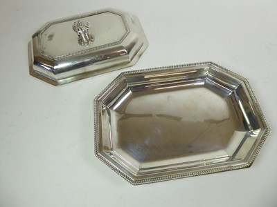 Lot 2219 - A Pair of George III Silver Entrée-Dishes, Covers and Handles
