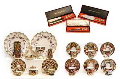 Lot 406 - Royal Crown Derby Imari design teawares,...