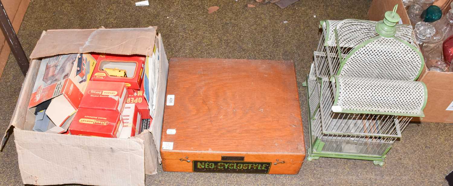Lot 426 - A small collection of Hornby Triang...