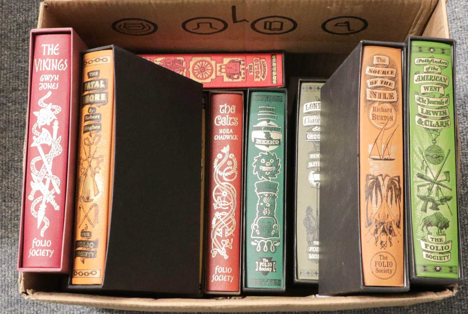 Lot 498 - Folio Society. A collection of 13 Folio...