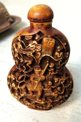 Lot 60 - A group of 20th century Oriental scent bottles...