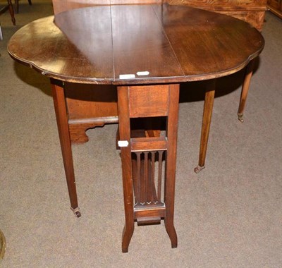 Lot 554 - Edwardian mahogany Sutherland table