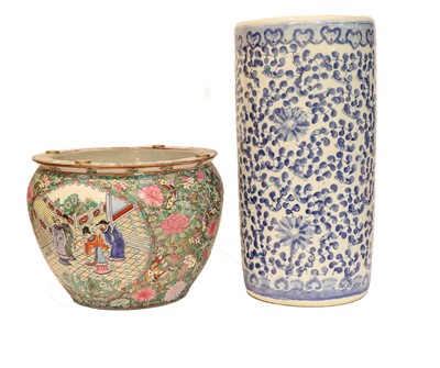 Lot 93 - A large modern Chinese blue and white sleeve...