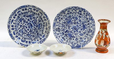Lot 161 - A pair of 19th century Chinese export blue and...