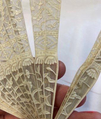 Lot 2146 - 19th Century Small Carved Ivory Brisee Fan,...