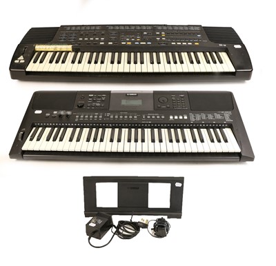 Lot 2074 - Yamaha Keyboard PSR E463