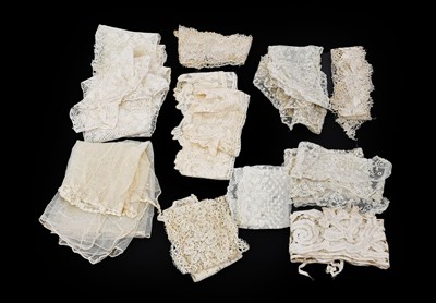 Lot 2137 - Assorted Late 19th/Early 20th Century Lace,...