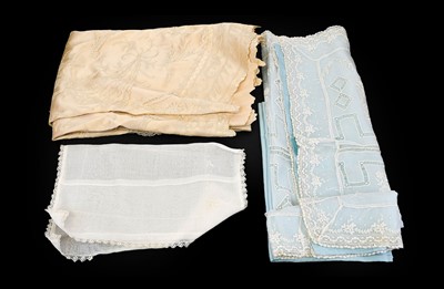 Lot 2134 - A 20th Century Appliqued Lace Veil within a...
