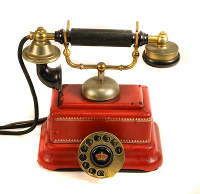 Lot 2143 - An Ericsson Desk Telephone