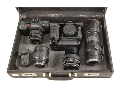 Lot 2271 - Various Cameras And Lenses