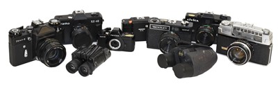 Lot 2283 - Various Cameras