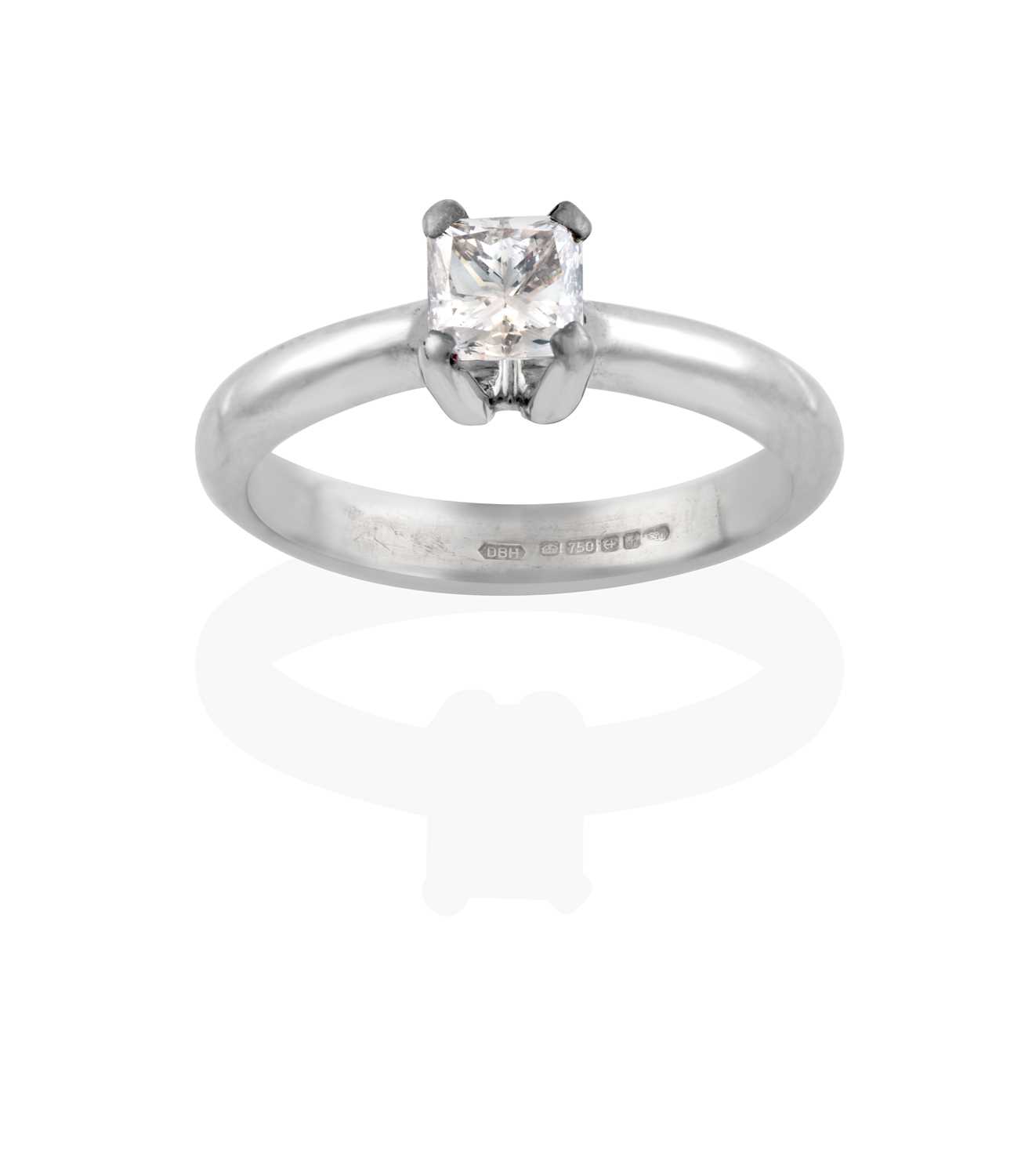 Lot 2428 - An 18 Carat White Gold Diamond Solitaire Ring