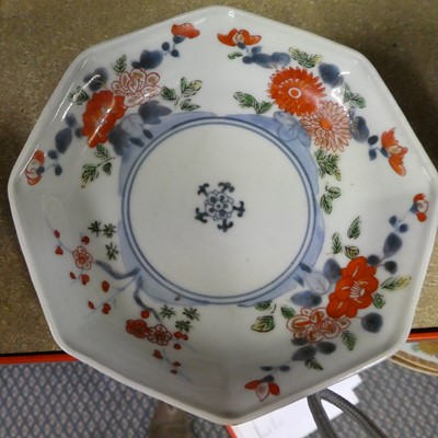 Lot 99 - ^ An Imari Porcelain Octagonal Tea Bowl and...