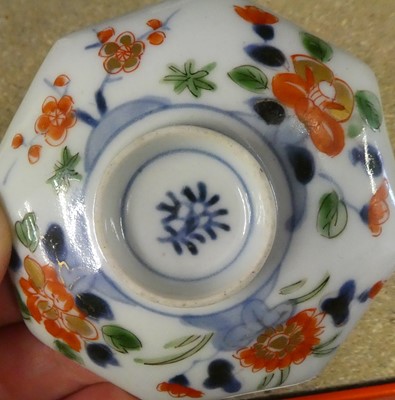 Lot 99 - ^ An Imari Porcelain Octagonal Tea Bowl and...