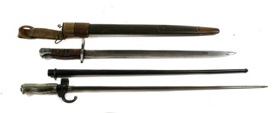 Lot 3156 - A US 1913 Bayonet by Remington, the blade with...
