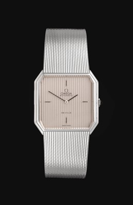 Lot 2108 - Omega: A Fine 18 Carat White Gold Automatic Wristwatch