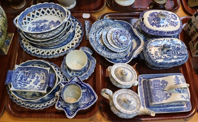 Lot 77 - A small collection of early 19th century...