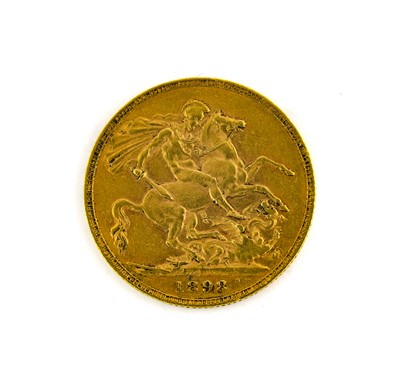 Lot 2204 - 3 x Sovereigns: Victoria 1898 Old Head GFine...