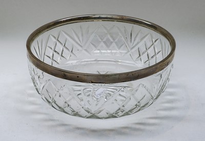 Lot 129 - A George V Silver-Mounted Cut-Glass Bowl, by...