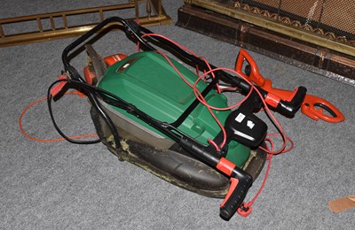 Lot 1218 - A Flymore Contour 500E electric strimmer,...