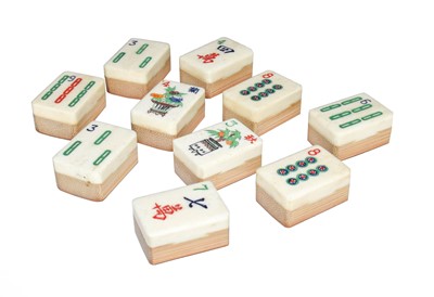 Lot 2 - A Japanese bronze censor, a Mahjong set in a...