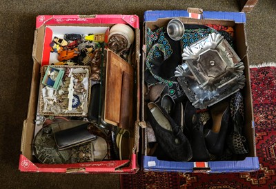 Lot 362 - Seven boxes of various items to include: an...