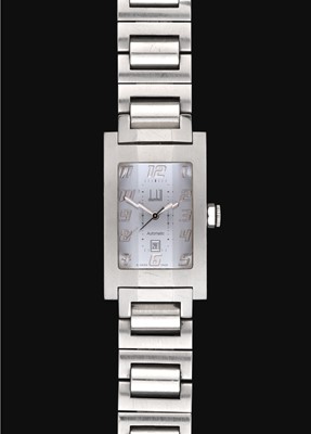 Lot 2247 - Dunhill: A Stainless Steel Automatic Calendar Centre Seconds Wristwatch