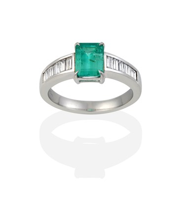 Lot 2054 - An Emerald and Diamond Ring
