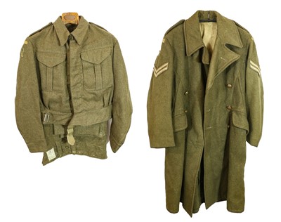 Lot 3117 - A Second World War 1940 Pattern Greatcoat to a...