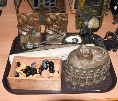 Lot 377 - ~A tray of assorted items, including: a...