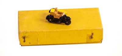 Lot 2268 - Dinky Trade Box For 6x270 AA Motorcycle Patrol