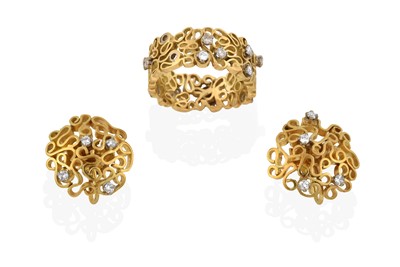 Lot 2390 - An 18 Carat Gold Diamond Ring and A Pair of Matching Earrings