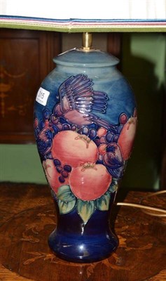 Lot 315 - Modern Moorcroft table lamp 'Finches' and pleated shade