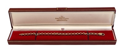 Lot 123 - A 9 carat gold trace link bracelet, length 21cm