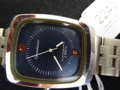 Lot 2240 - Omega: A Stainless Steel Electronic Calendar Centre Seconds Wristwatch
