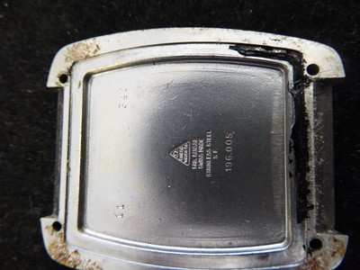 Lot 2240 - Omega: A Stainless Steel Electronic Calendar Centre Seconds Wristwatch