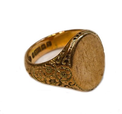 Lot 119 - A 9 carat gold signet ring, finger size Q