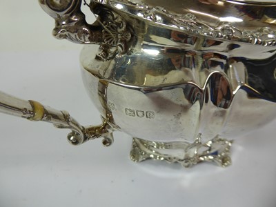 Lot 2090 - A Victorian Silver Teapot