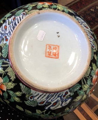 Lot 7 - A Chinese Porcelain Baluster Vase, Kangxi...