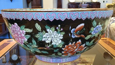 Lot 7 - A Chinese Porcelain Baluster Vase, Kangxi...