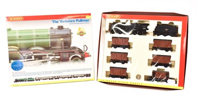 Lot 2164 - Hornby (China) OO Gauge R2168 The Yorkshire Pullman Set