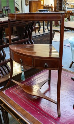 Lot 1229 - A George III tilt top tripod table with...