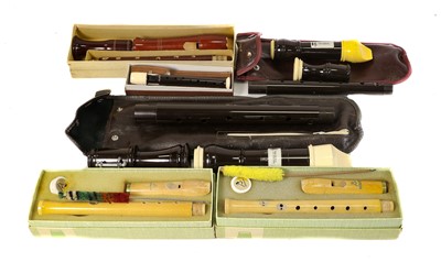 Lot 28 - Various Woodwind Instruments