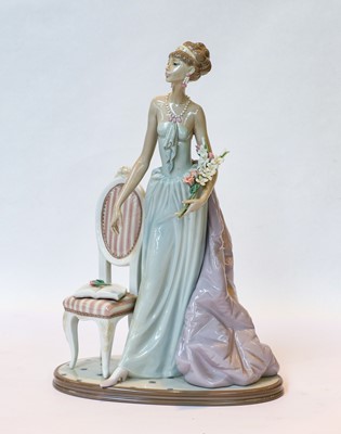 Lot 342 - Lladro figure 'Lady of Taste', with box, model...